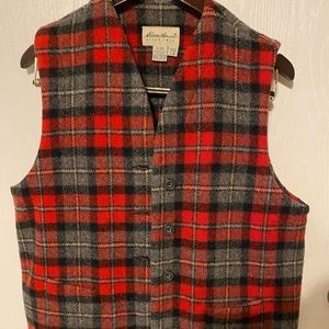 Ladies Beautiful Eddie Bauer Wool Vest